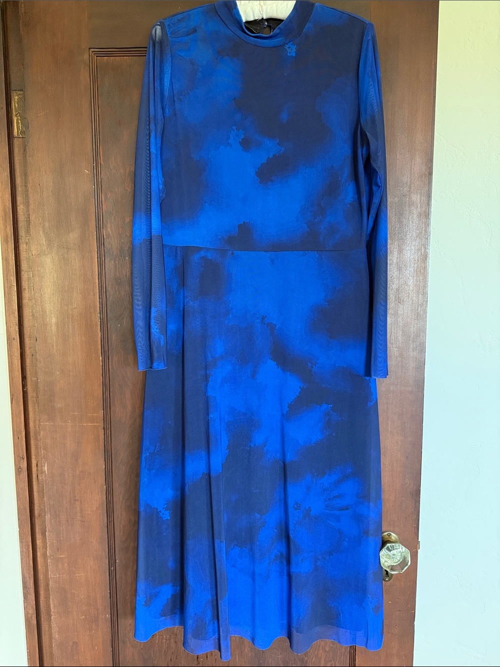 Halogen Blue Tie-Dye mesh Long Sleeve Midi Dress